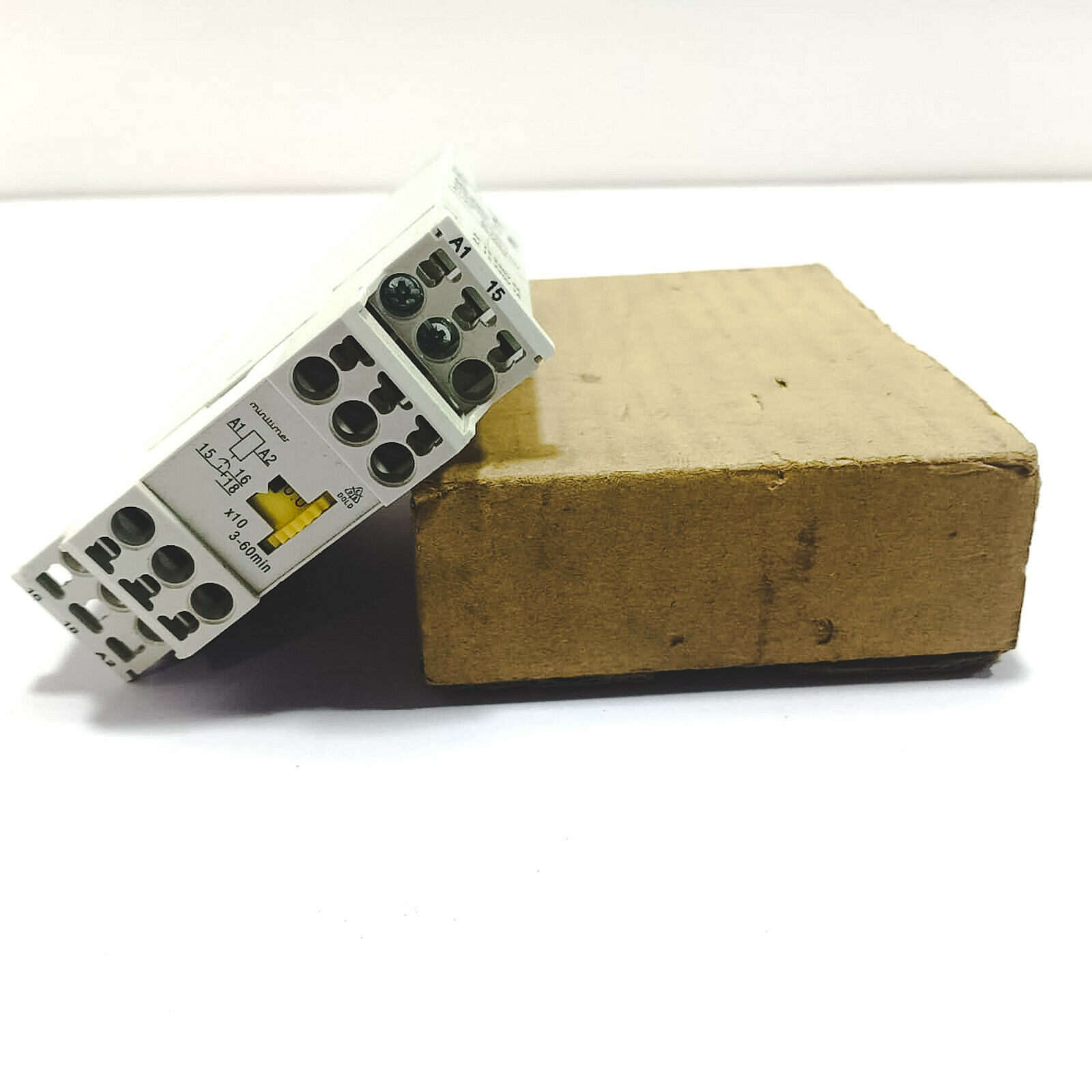 DOLD MK-9903.81 TIME DELAY RELAY