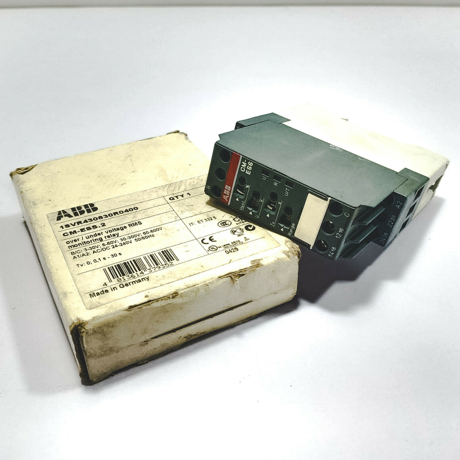 ABB 1SVR430830R0400 CM-ESS.2 Over/Under Volrage RMS Monitoring Relay
