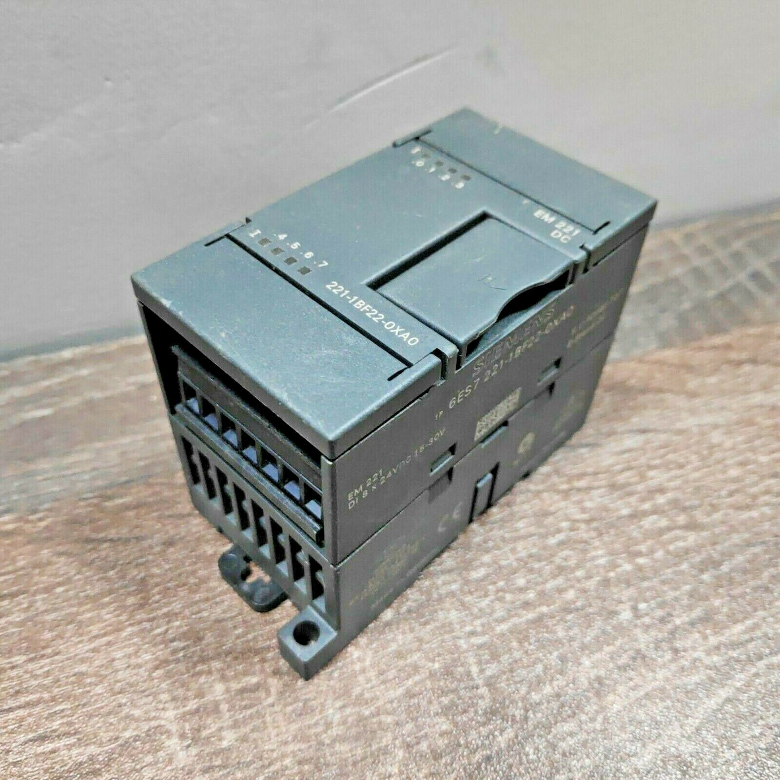 SIEMENS 6ES7221-1BF22-0XA0 EM221 DC DIGITAL INPUT MODULE