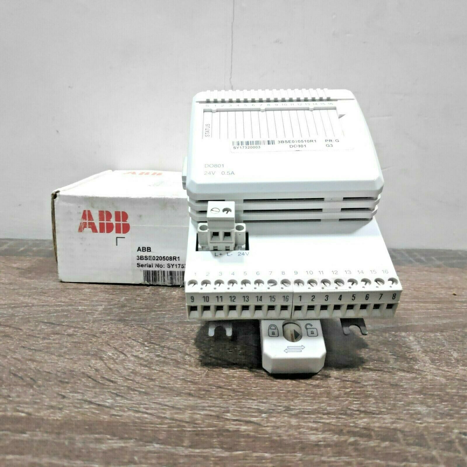 ABB 3BSE020510R1 DO801 DIGITAL OUTPUT MODULE