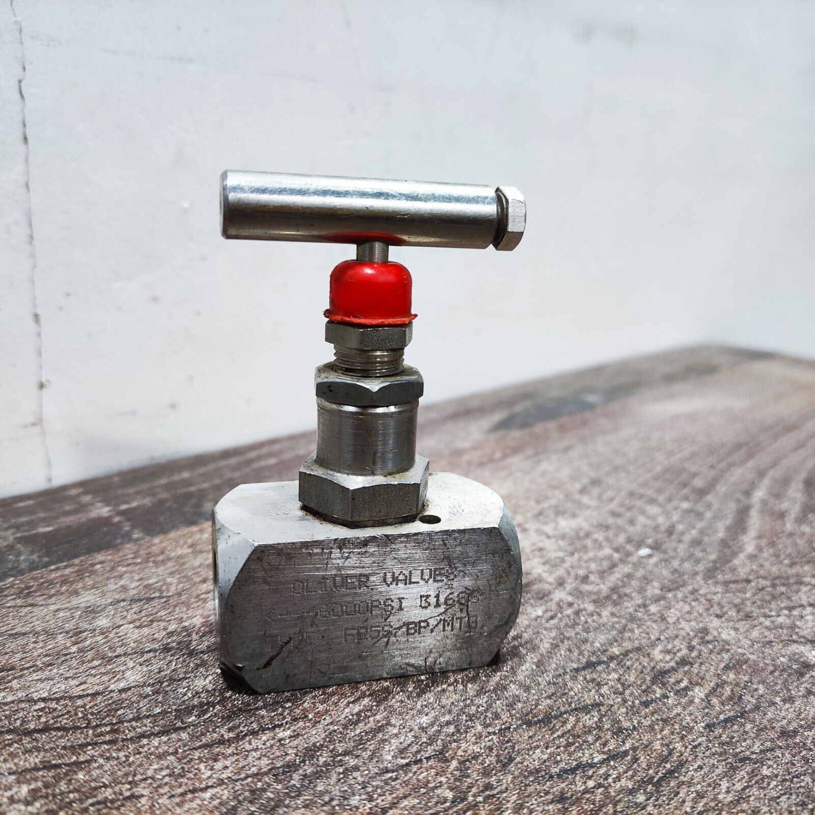 OLIVER VALVES F25S/BP/MTG 6000PSI 316SS F Type Needle Valve