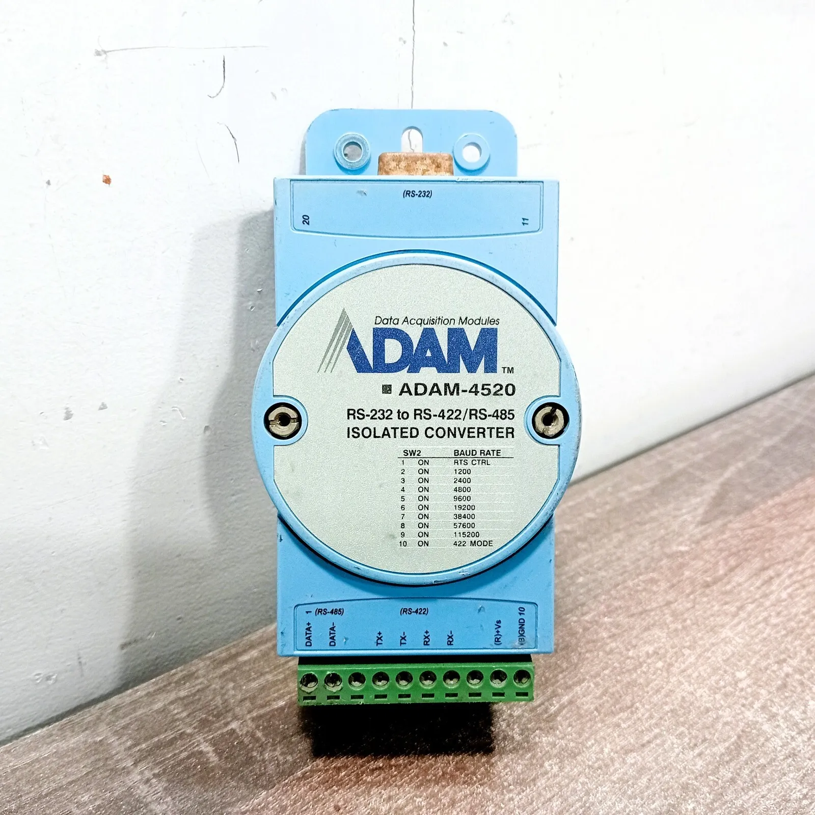 ADVANTECH ADAM-4520 CONVERTER MODULE ISOLATED 3000 VDC 1.2W 1 X PLUG-IN TERMINAL BLOCK