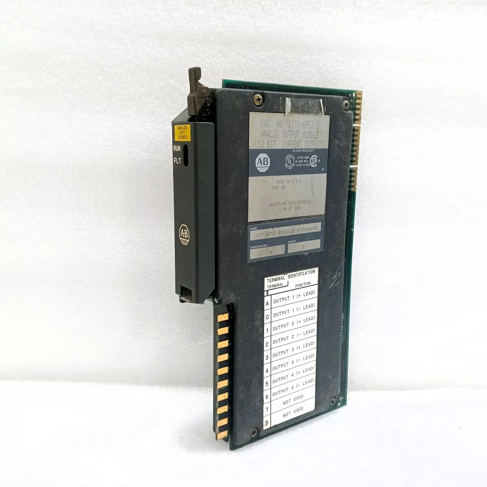 Allen Bradley 1771-OFE2 - Output Module