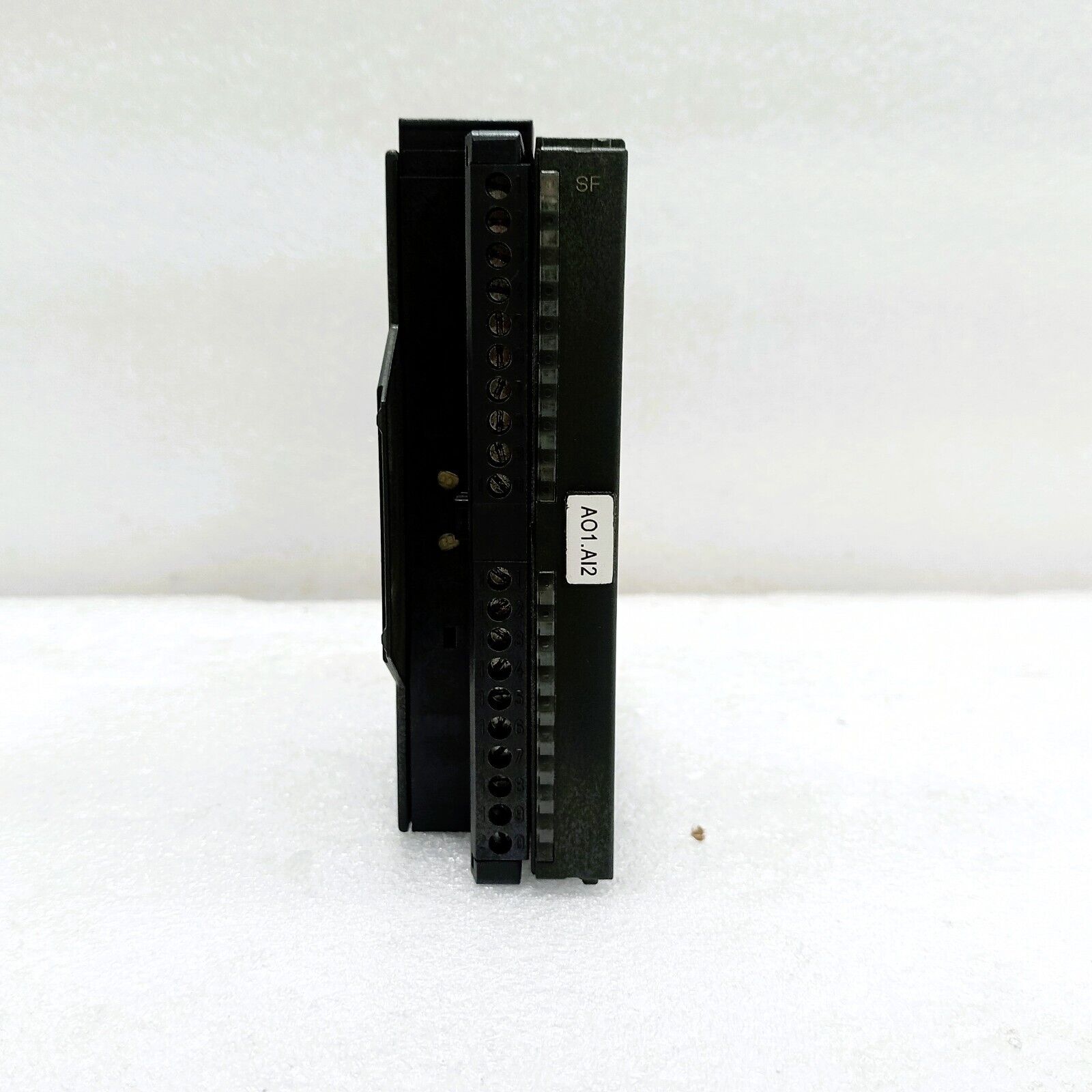 SIEMENS 6ES7331-7HF01-0AB0 INPUT MODULE