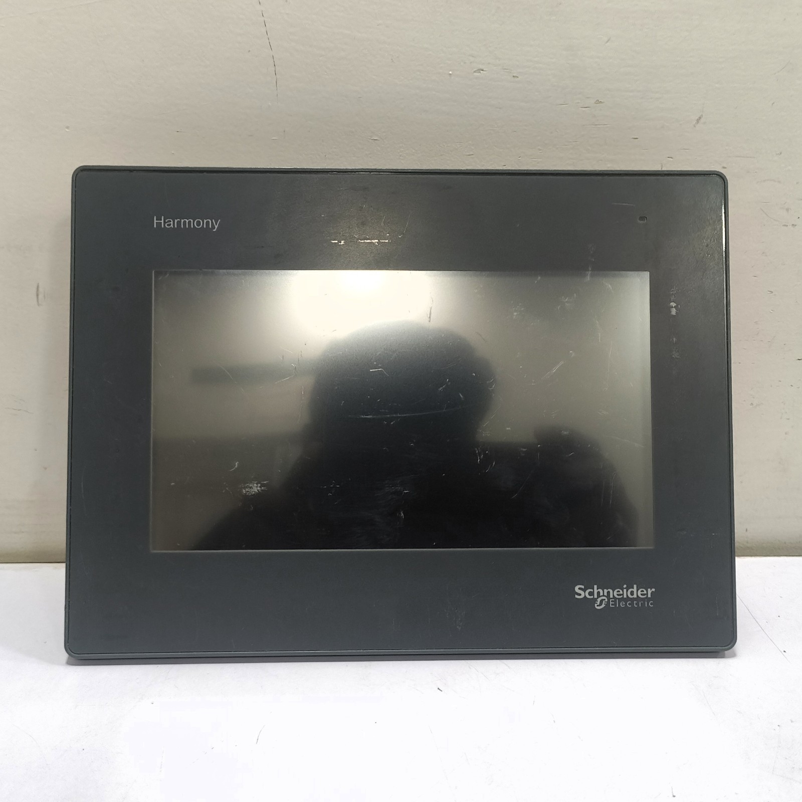 SCHNEIDER ELECTRIC HMIGXU3512 OPERATOR INTERFACE