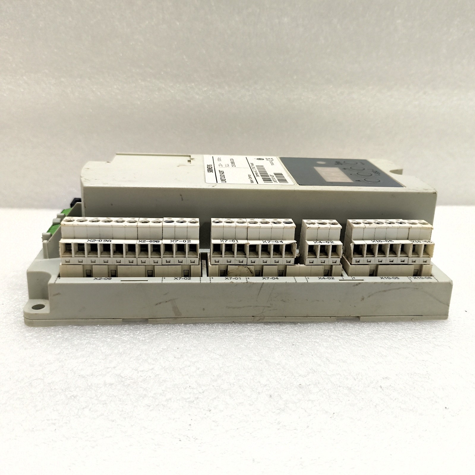 SIEMENS LME73.831A2BT BURNER CONTROLLER