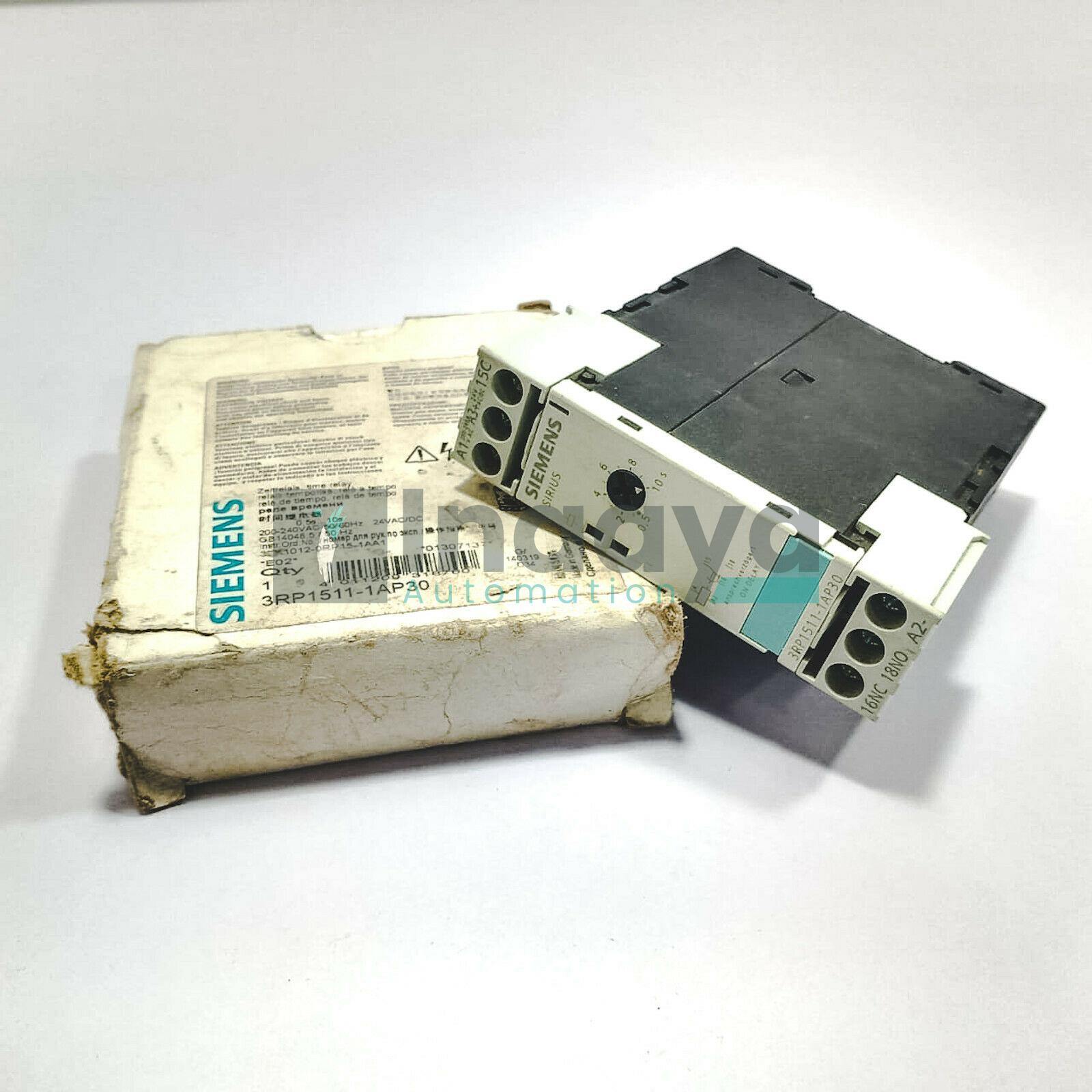 SIEMENS 3RP1511-1AP30 0.5 - 10 SECONDS SOLID STATE TIME RELAY